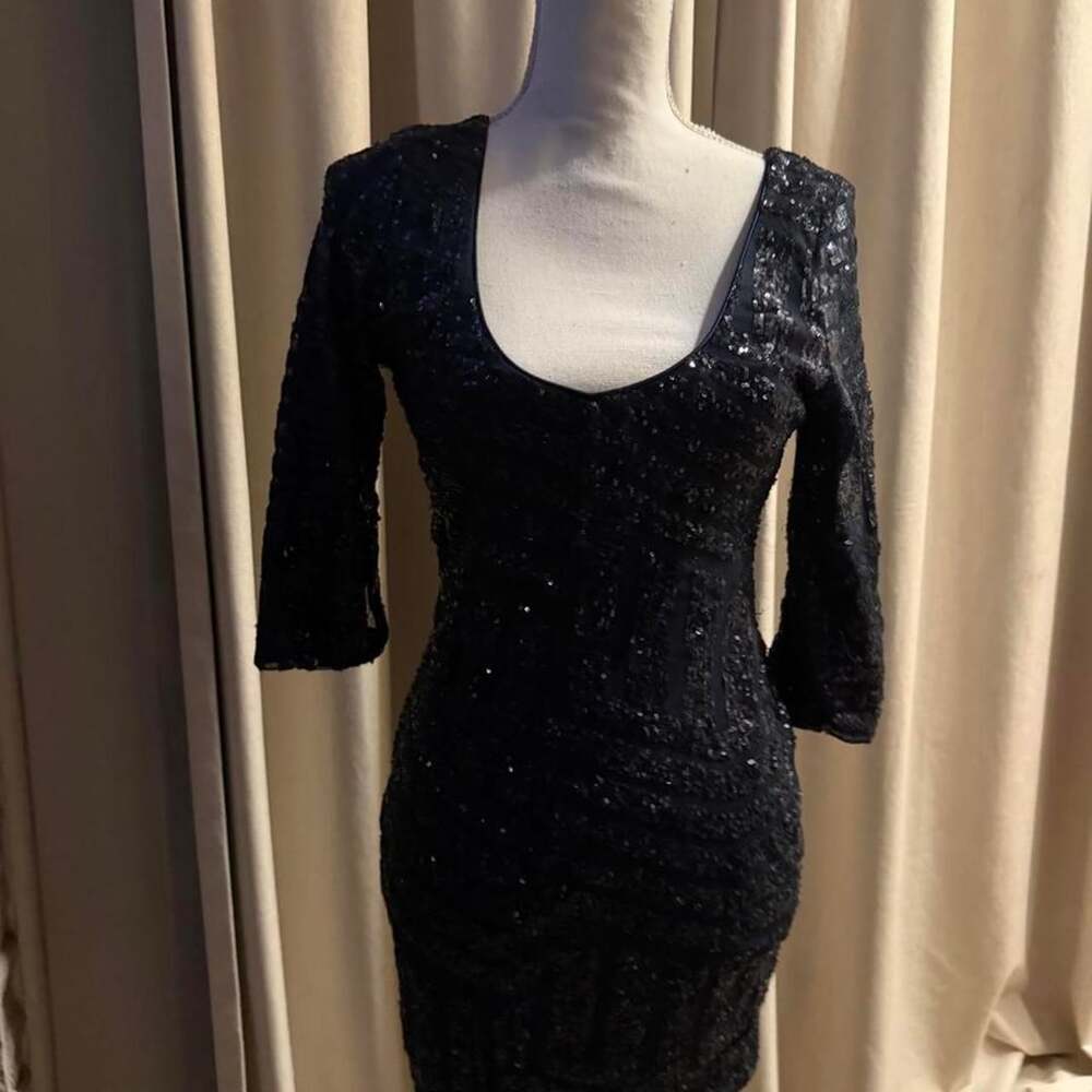 AS U WISH Sequin Bodycon Mini Dress Size M Navy Black 3/4 Sleeve Scoop Neck